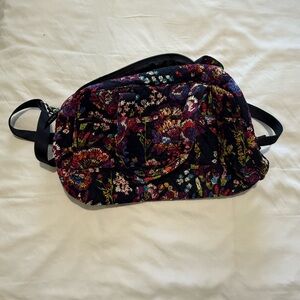 Vera Bradley - Grand Traveler bag in the Midnight Wildflowers